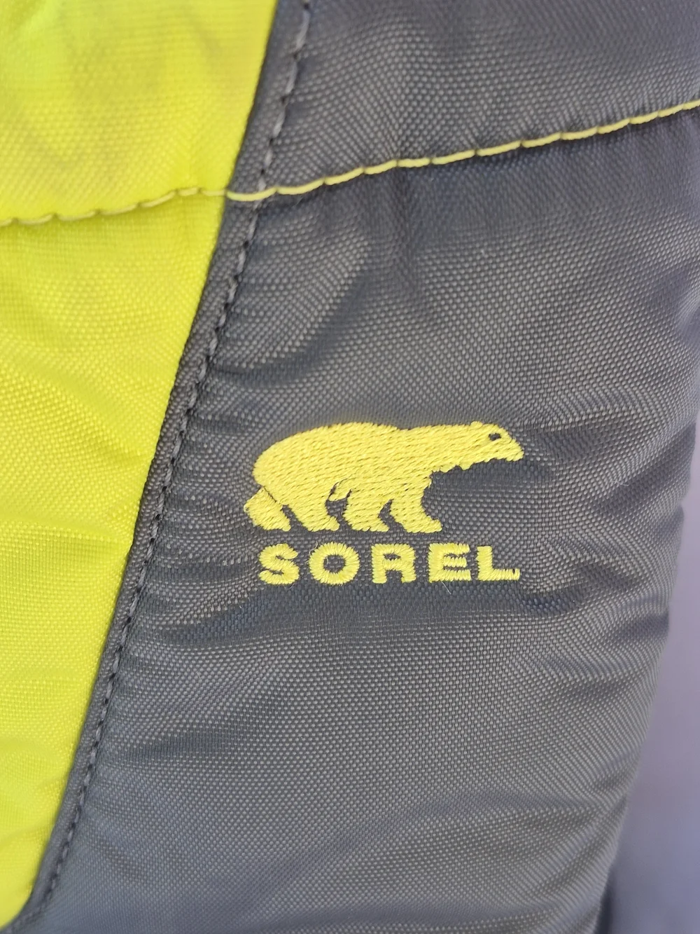 SOREL Commander Kids Snow Boots Waterproof Neon UNISEX Removable Liner Size 3